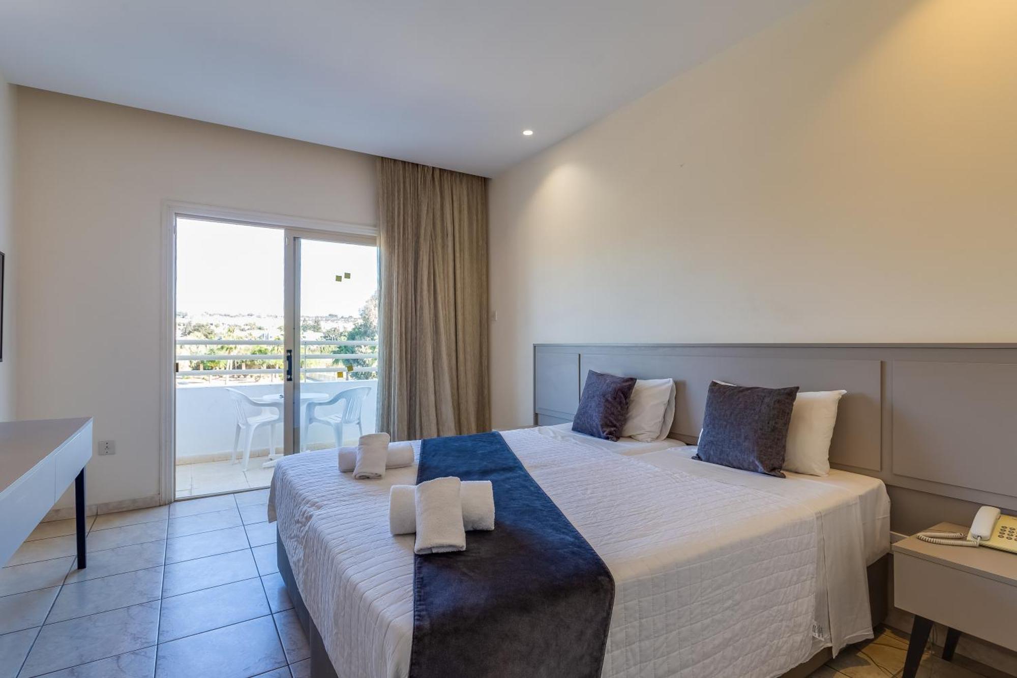 Piere - Anne Beach Hotel Ayia Napa Exterior photo