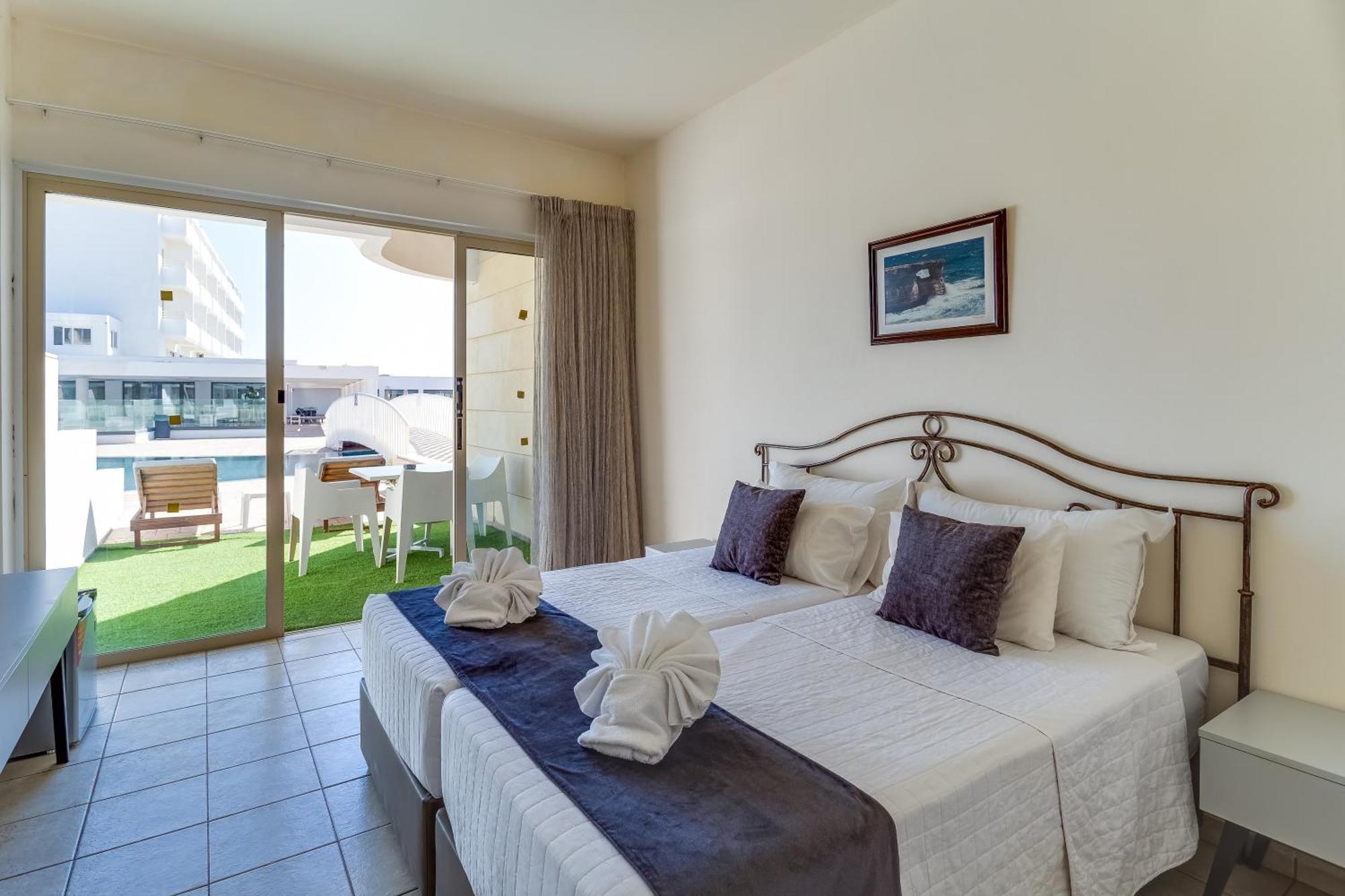 Piere - Anne Beach Hotel Ayia Napa Exterior photo